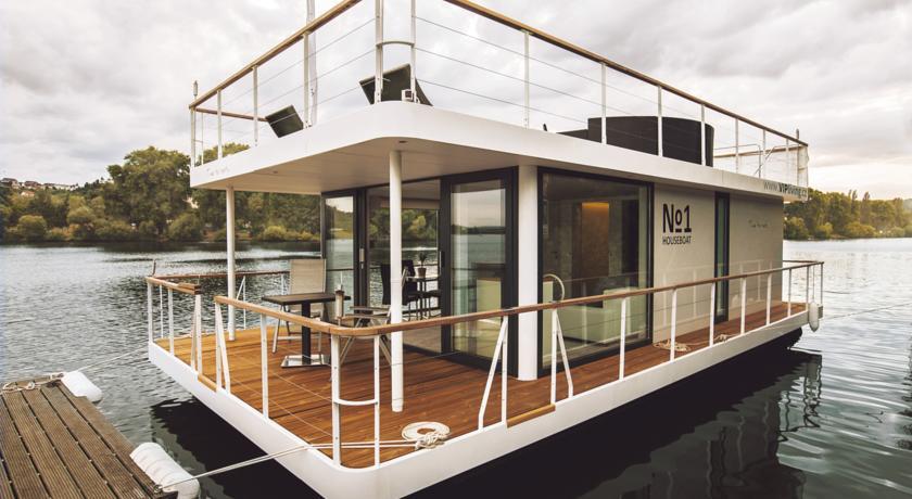 Vipliving Houseboat Hotel Prague Ngoại thất bức ảnh